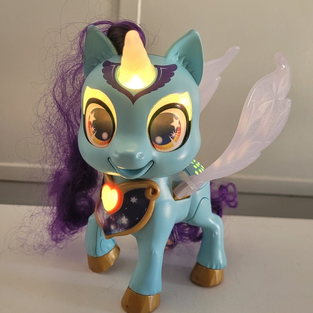 Vtech Mylas Sparkling Friends Ryley LightUp Pegasus